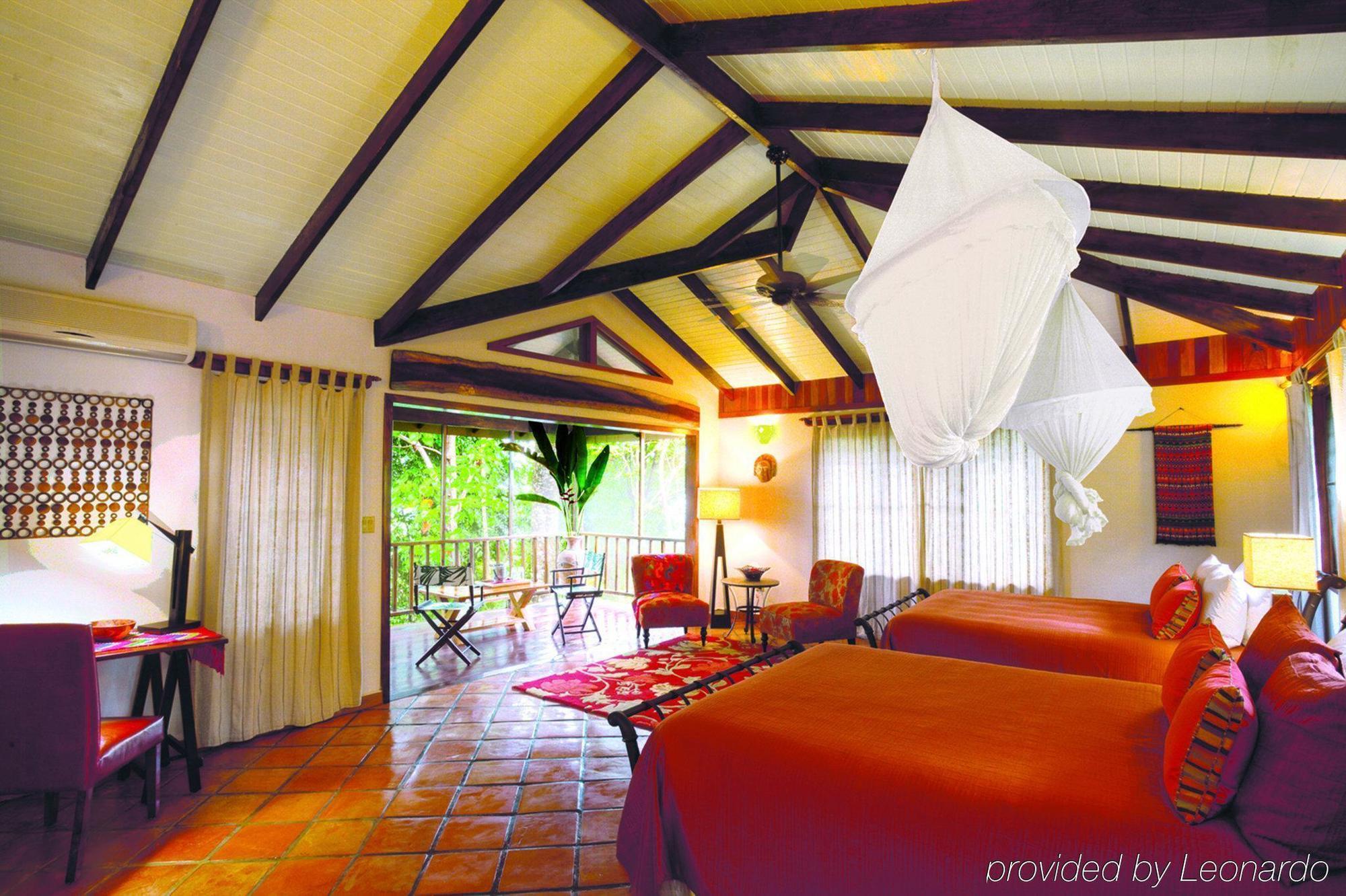 Machaca Hill Rainforest Canopy Lodge Punta Gorda Exteriör bild